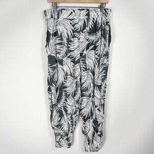 1.State Jungle Boogie Printed Smocked-Cuff Pants Green Size Large Green